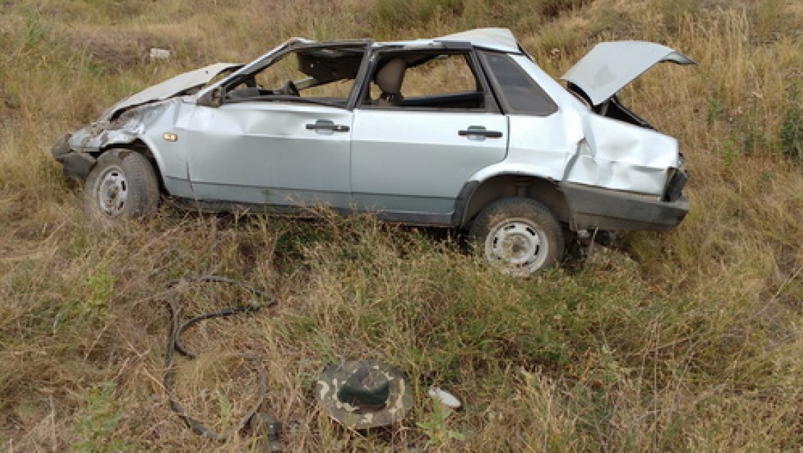 Водитель разбился на трассе, не обратив внимание на предупреждающие знаки