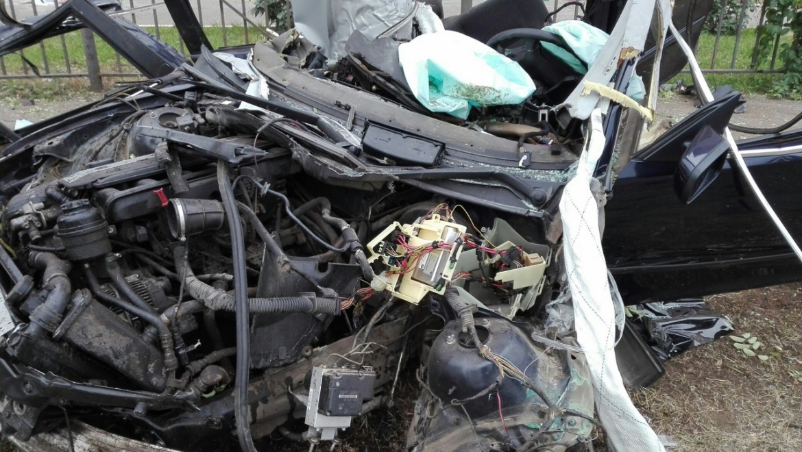 Утренняя авария на Туркестанской унесла три жизни молодых людей