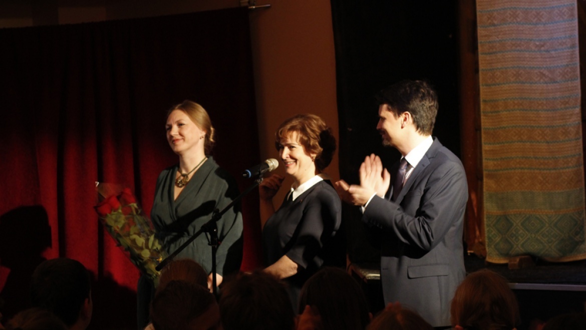 Более 3500 юных зрителей аплодировали артистам кукольного