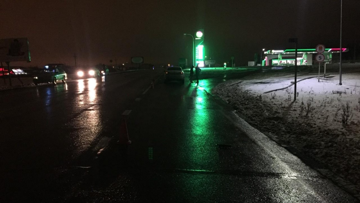 В Орске водитель иномарки сбил трех пешеходов