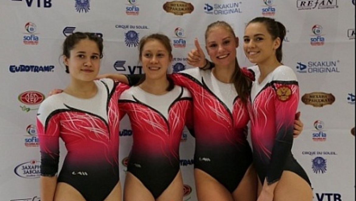 Полина Троянова и Андрей Гладеньков взяли золото чемпионата мира по прыжкам на двойном мини-трампе