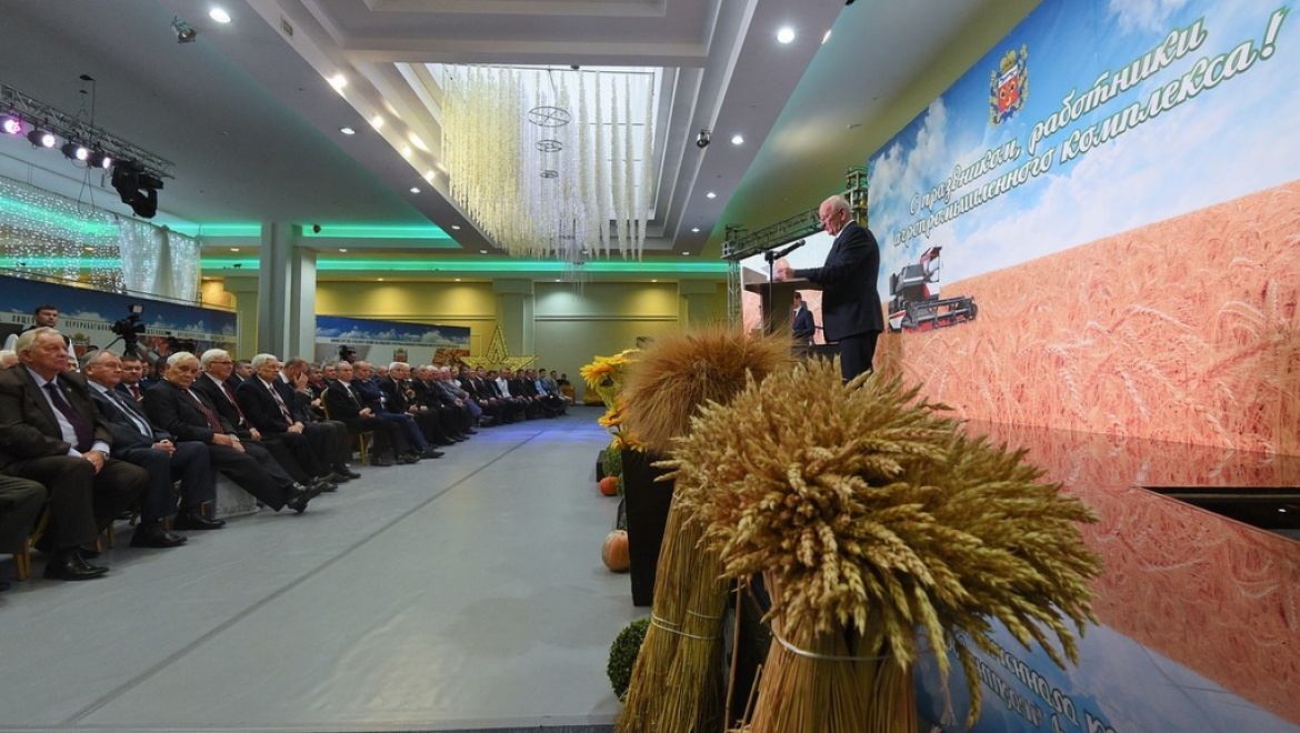 В Оренбурге чествовали лучших работников агропромышленного комплекса