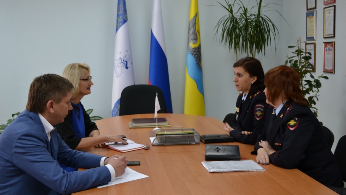 В оренбургской школе будет создан полицейский класс