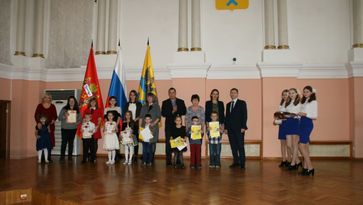 Наградили победителей конкурса «Дню спасателя Российской Федерации»