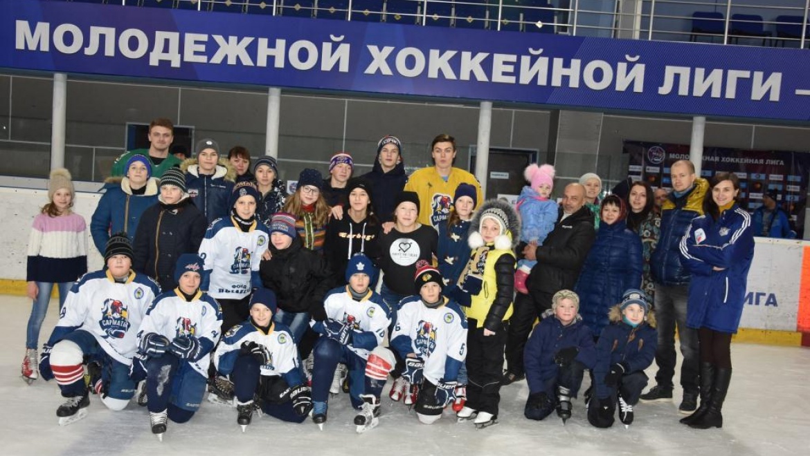 В Оренбурге будет создана специализированная хоккейная команда