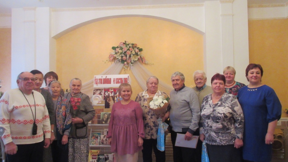 Органам ЗАГС в России – 100 лет!