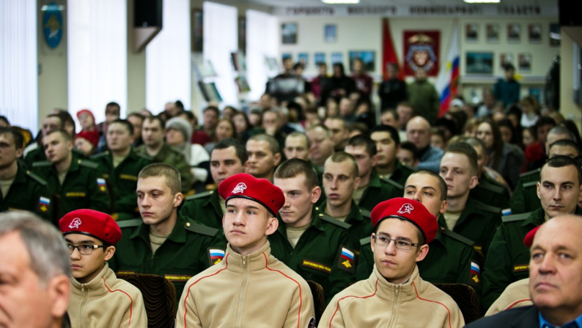 Оренбургских призывников торжественно проводили на службу в ракетные войска