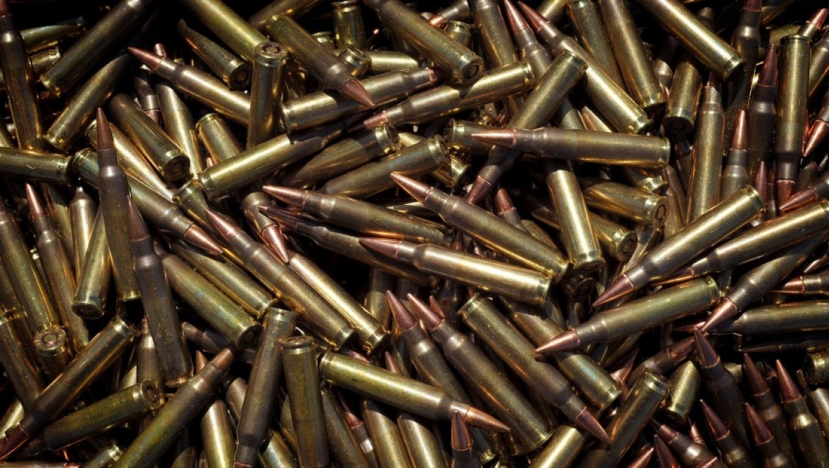 У директора школы дома нашли 1,5 тыс. патронов