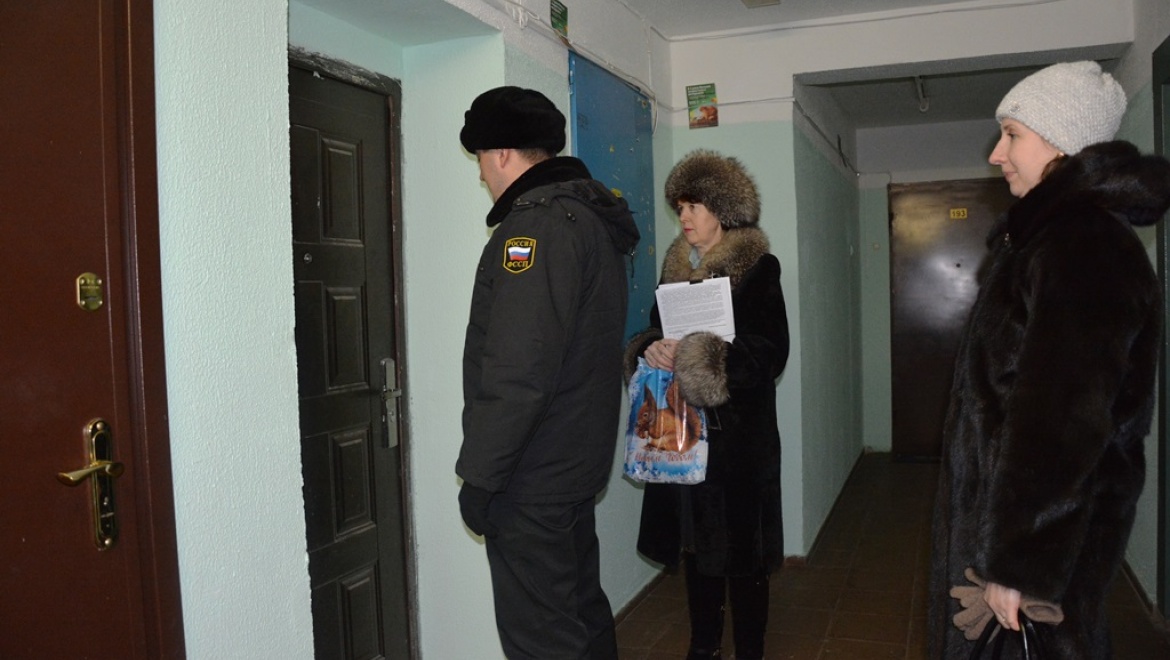 Щенка мопса едва не описали за долги