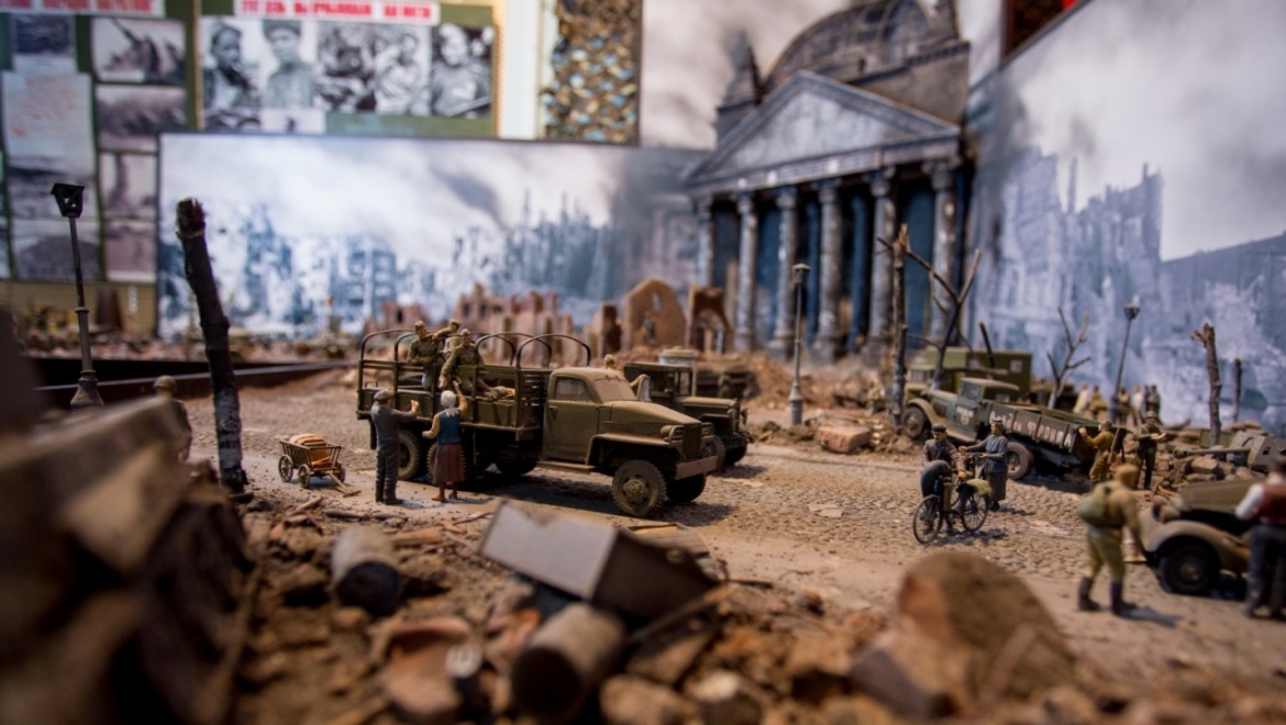 Выставка "100 лет на страже безопасности страны"