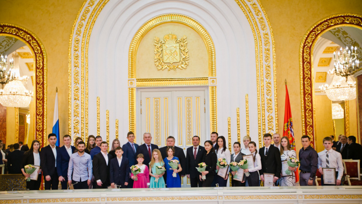 Спортсменам и тренерам Оренбуржья вручены премии Губернатора