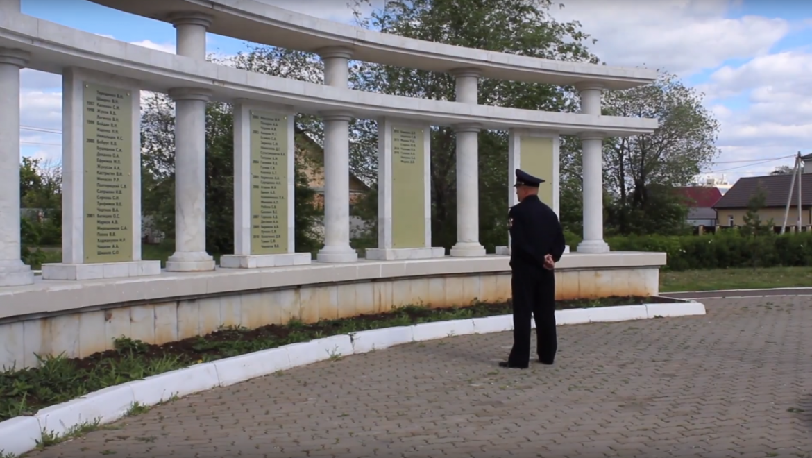 Cквер в честь сотрудника оренбургского СОБРа Виктора Самохина