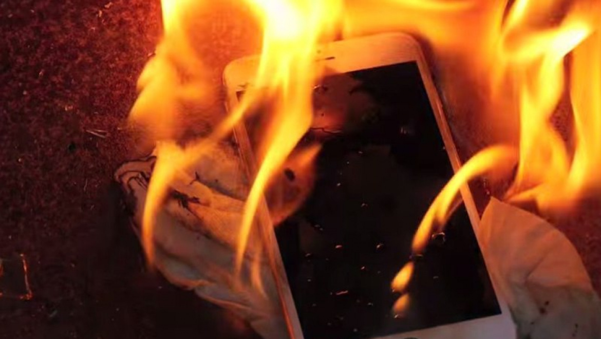 Участились случаи самовозгорания мобильных телефонов