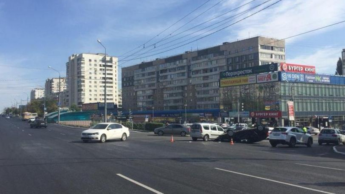 ДТП с опрокидываем автомобиля