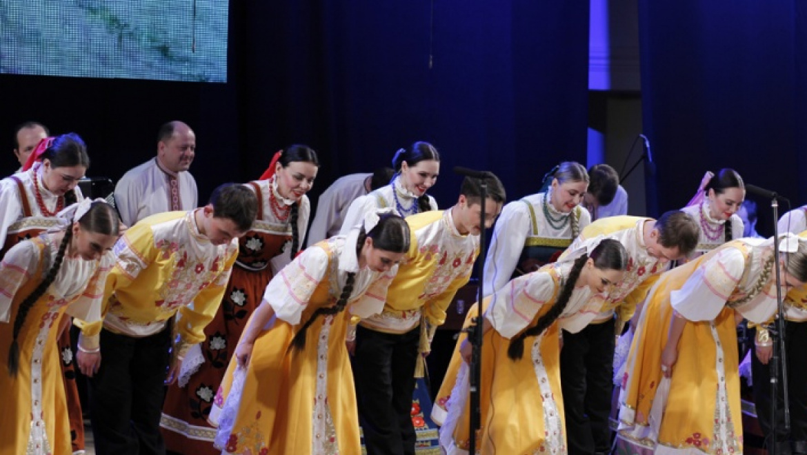 В Оренбурге прошел фестиваль «Оренбургский пуховый платок»