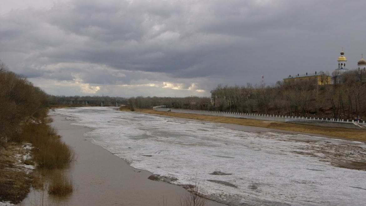 Урал - быстра река