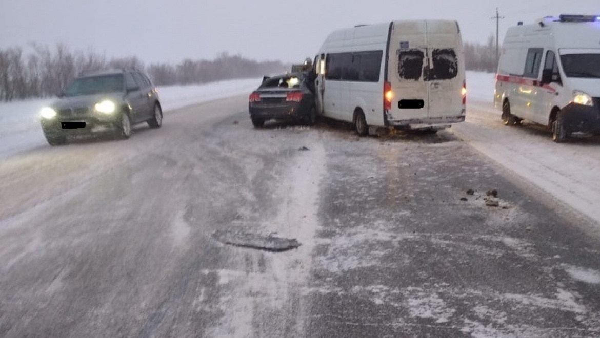 Сотрудники полиции проводят проверки по факту ДТП со смертельными исходами