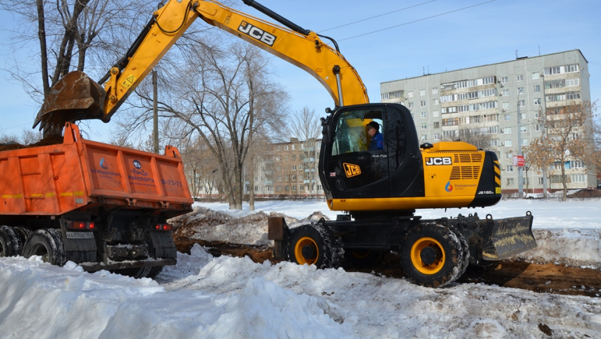 В северной части Оренбурга идет замена водовода