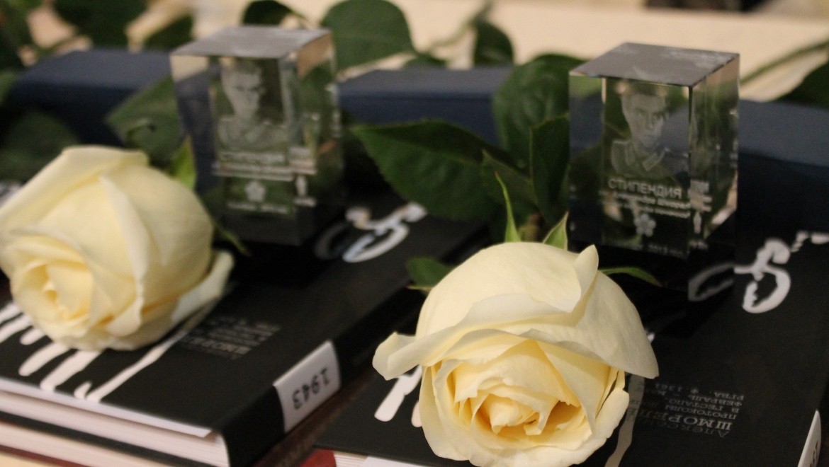 Он сказал:"Поехали!"