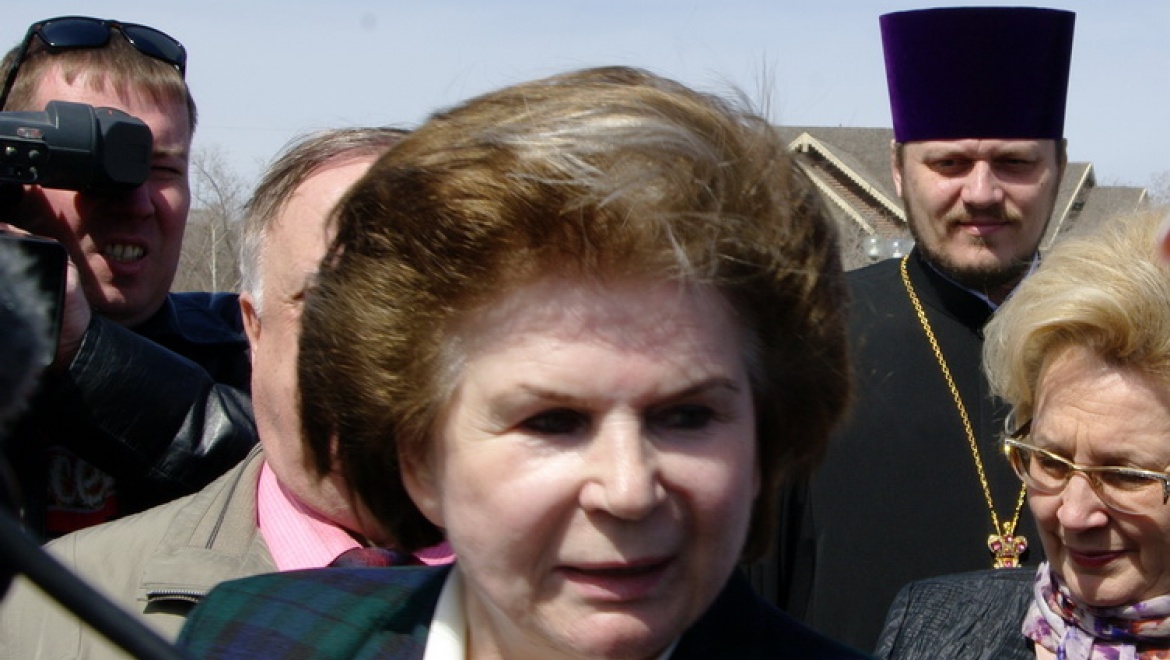 Космонавты Валентина Терешкова и Юрий Лончаков прибыли в Оренбург