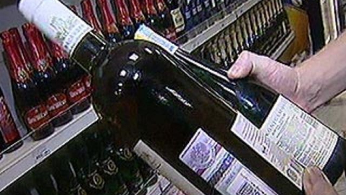 В области продолжаются проверки точек, торгующих алкогольной продукцией   