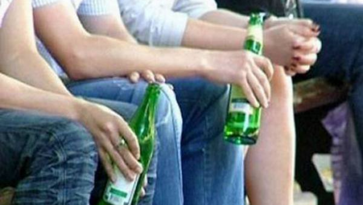 Несовершеннолетние с алкогольным опьянением госпитализированы в тяжелом состоянии 