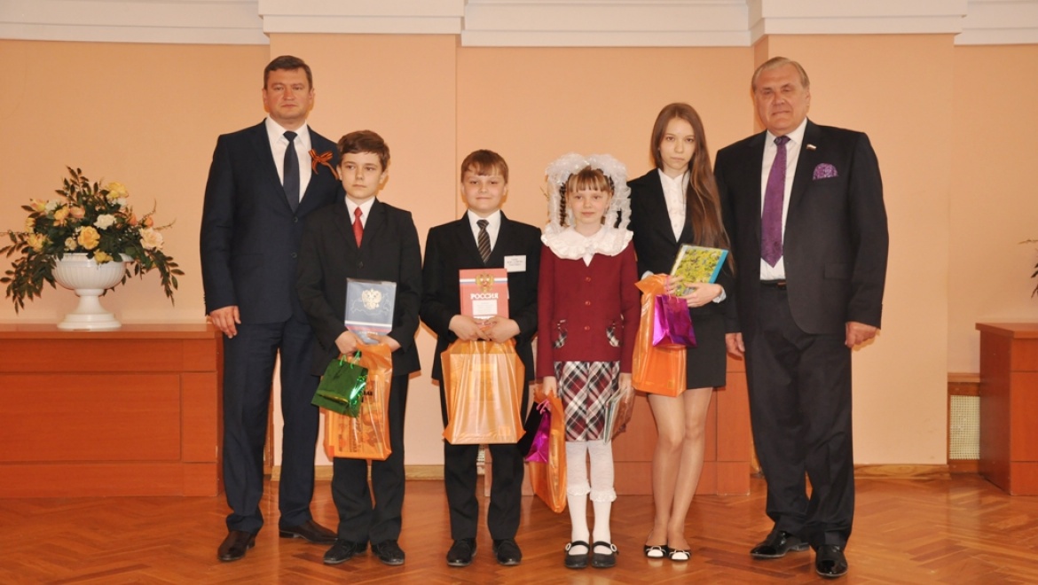 В Оренбурге выбрали «Лучший школьный дневник»