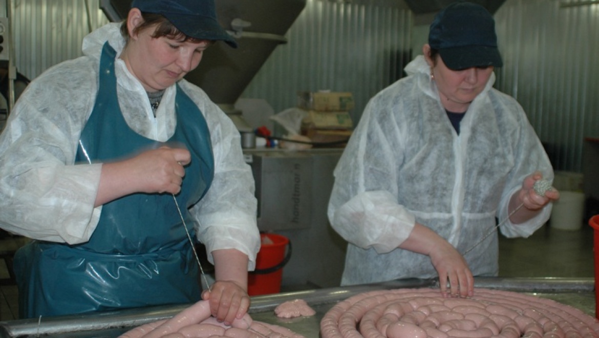 Вареные колбасы - в надежных руках   