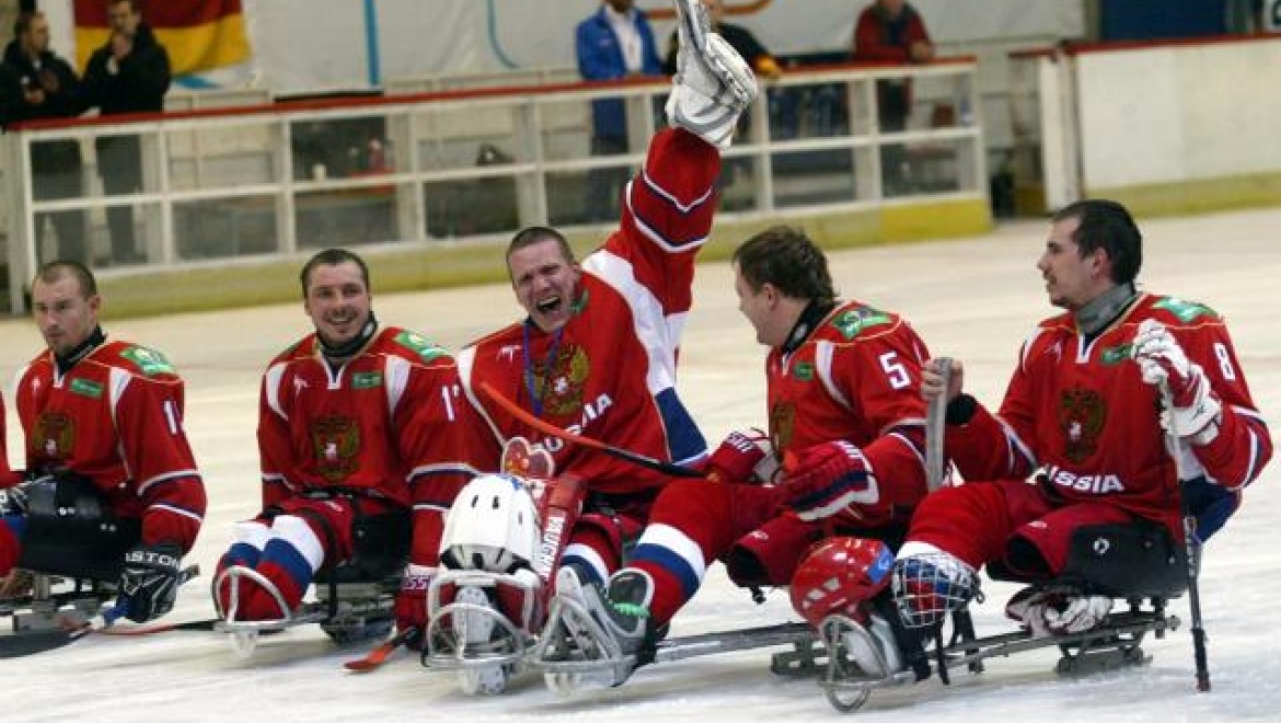 Призеры XI Паралимпийских зимних игр в Сочи 2014 по следж-хоккею  уже в Оренбурге!