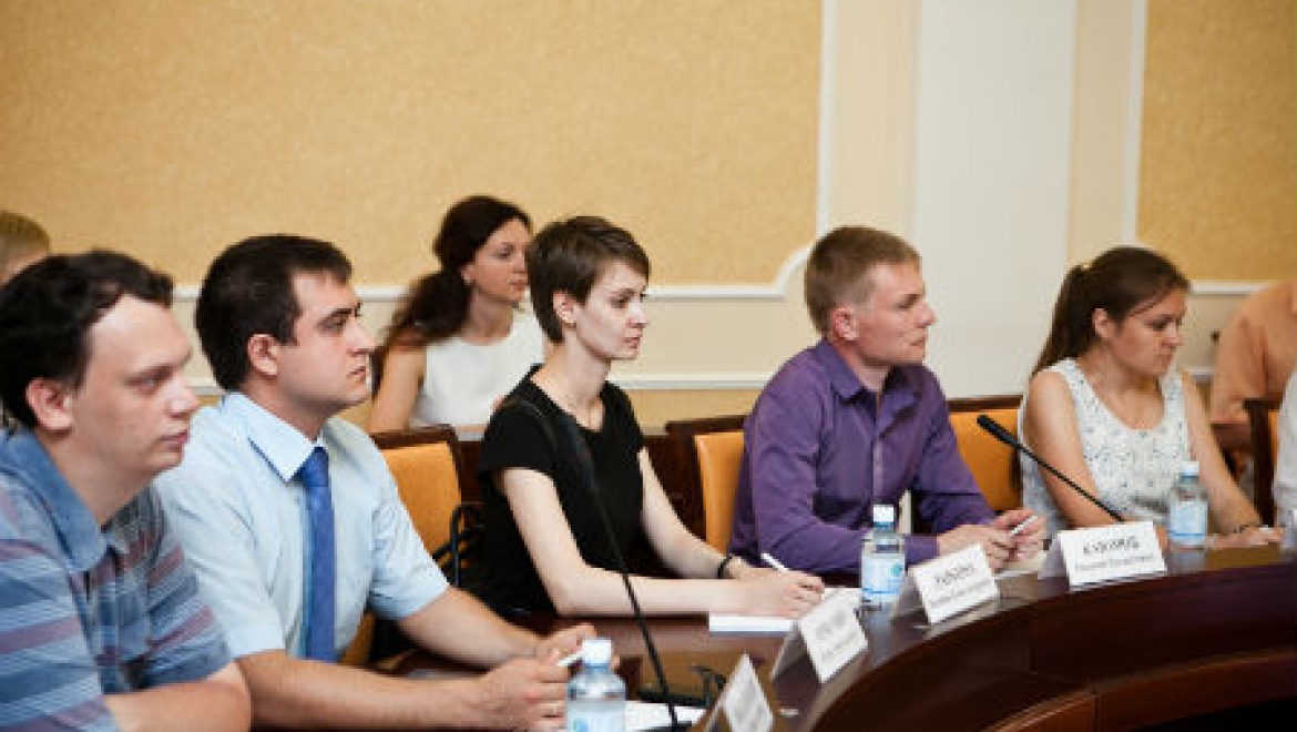 Юрий Берг высоко оценил практическую пользу инновационных разработок молодых ученых Оренбуржья