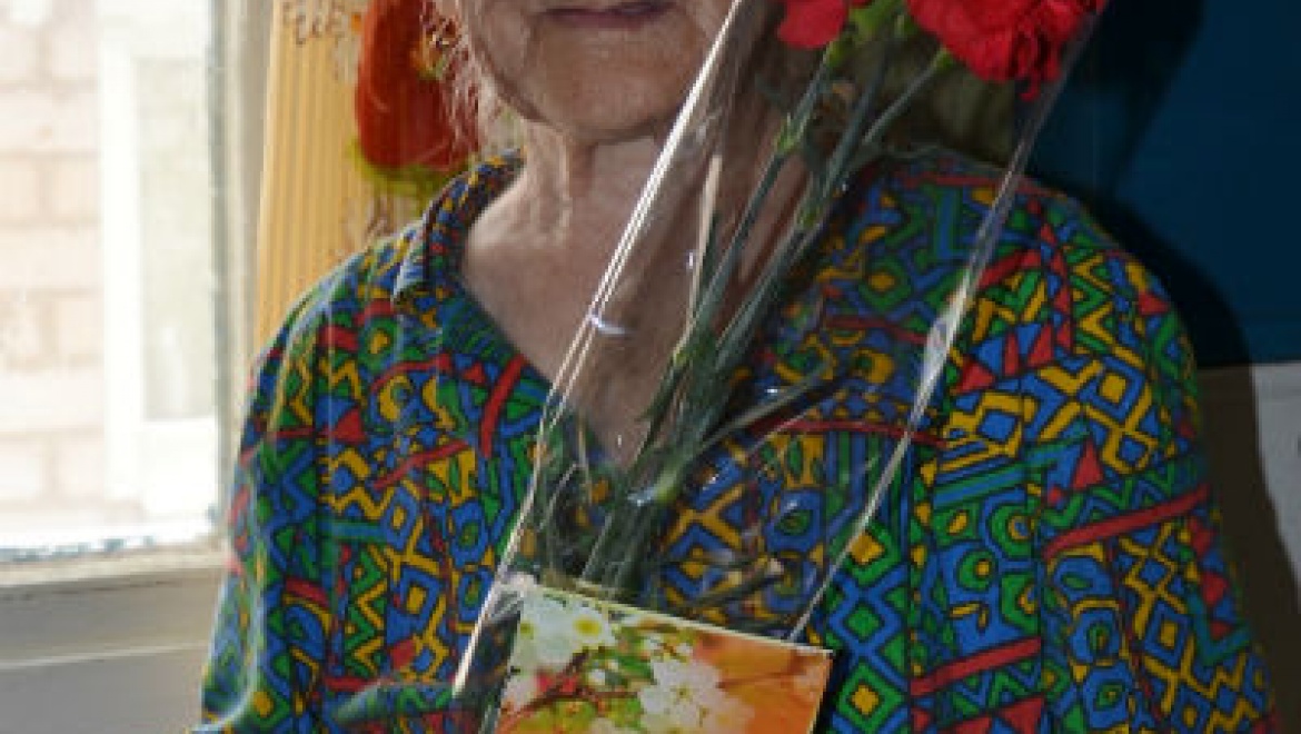 Почта России приглашает поддержать одиноких пожилых людей