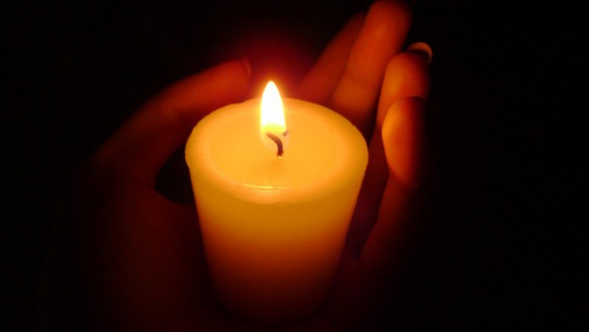 Оренбуржцы зажгли свечи памяти
