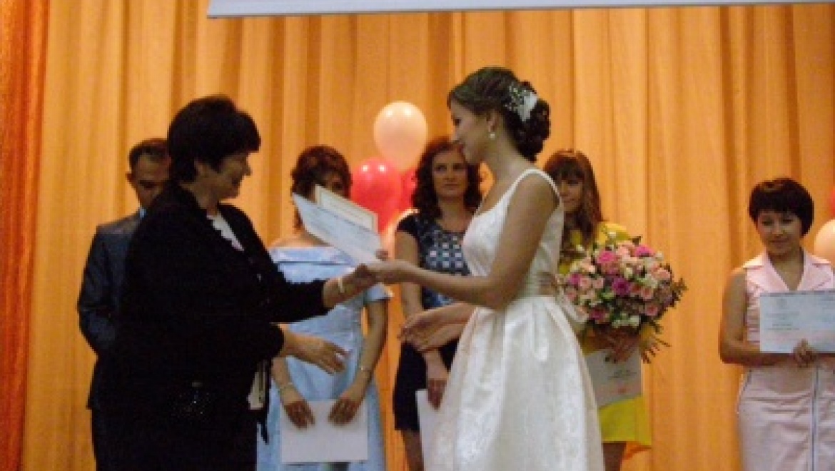 Тамара Семивеличенко  вручила дипломы выпускникам медицинской академии               