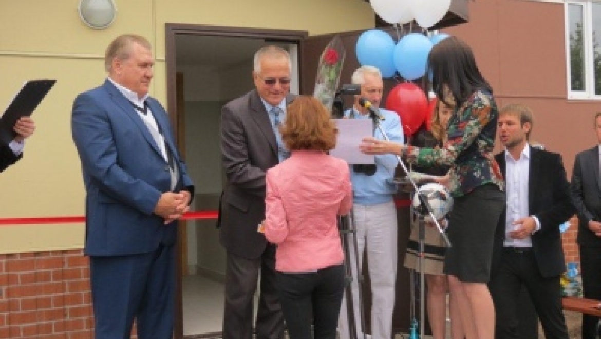 Еще 46 человек получили квартиры  по программе обеспечения жильем детей-сирот   