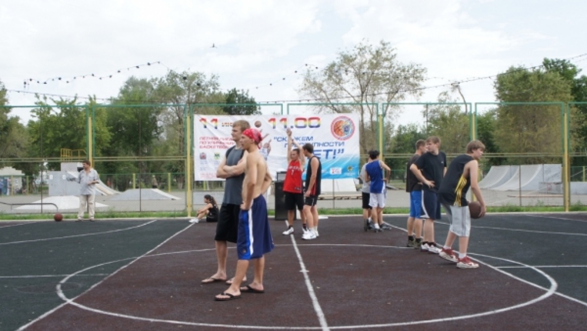 9 августа в Оренбурге состоится третий тур третьего сезона Летней лиги по уличному баскетболу "Скажем преступности "НЕТ!"  