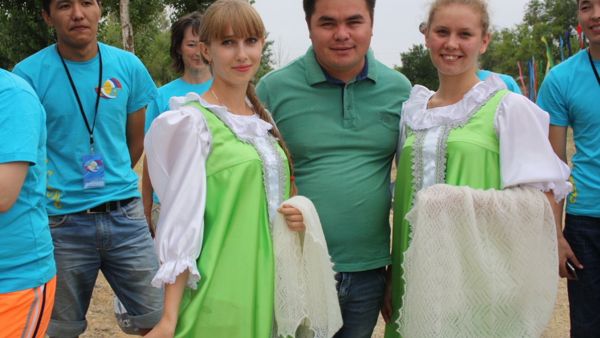В Казахстане завершил работу международный молодежный лагерь «Соседи»