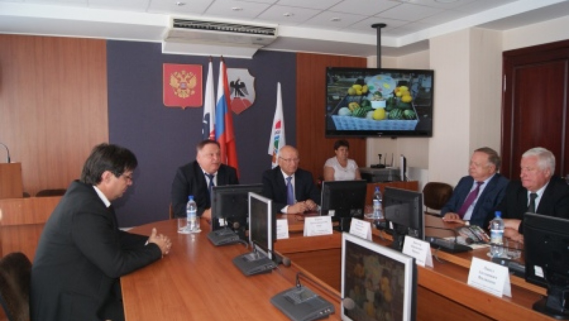 Между Правительством области и «Союзом садоводов России» подписано соглашение о сотрудничестве