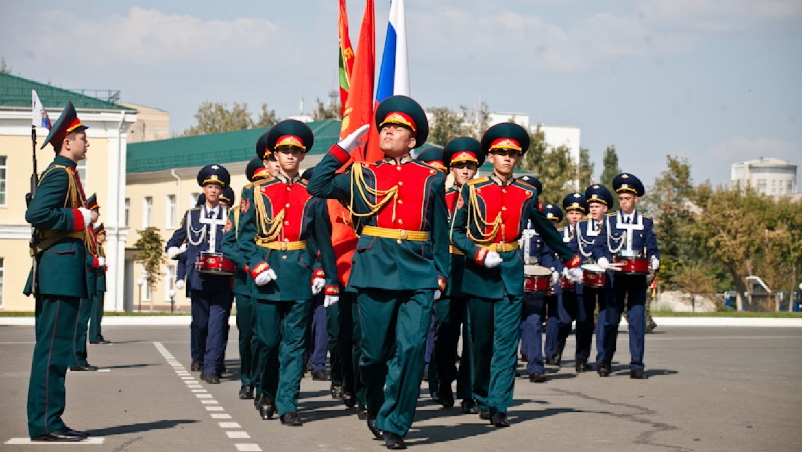 Военно-спортивная игра «Зарница Поволжья - 2014» стартовала в Оренбурге