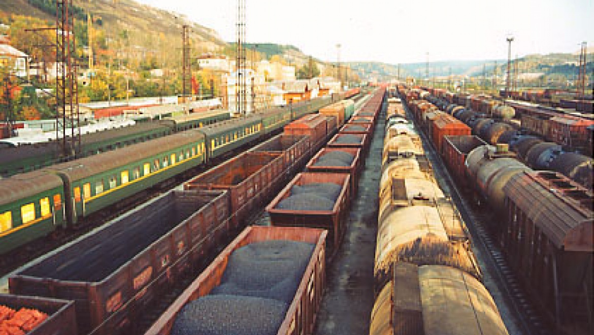 ЮУЖД отправила 76 тысяч тяжеловесных поездов