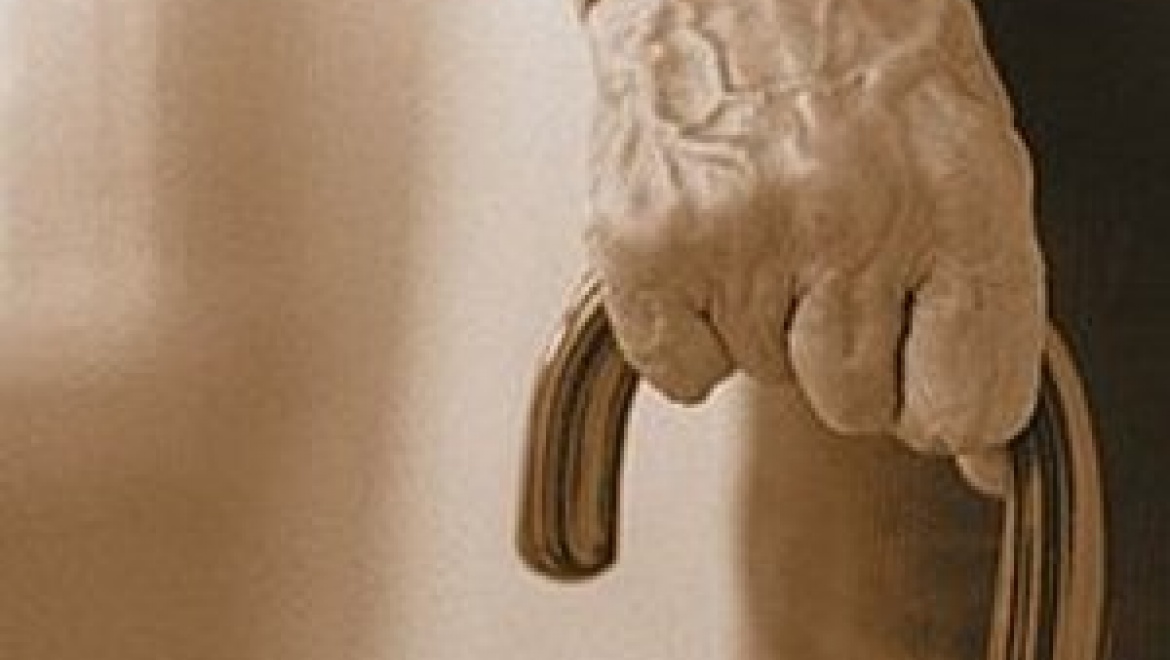 Убил родную мать своими руками