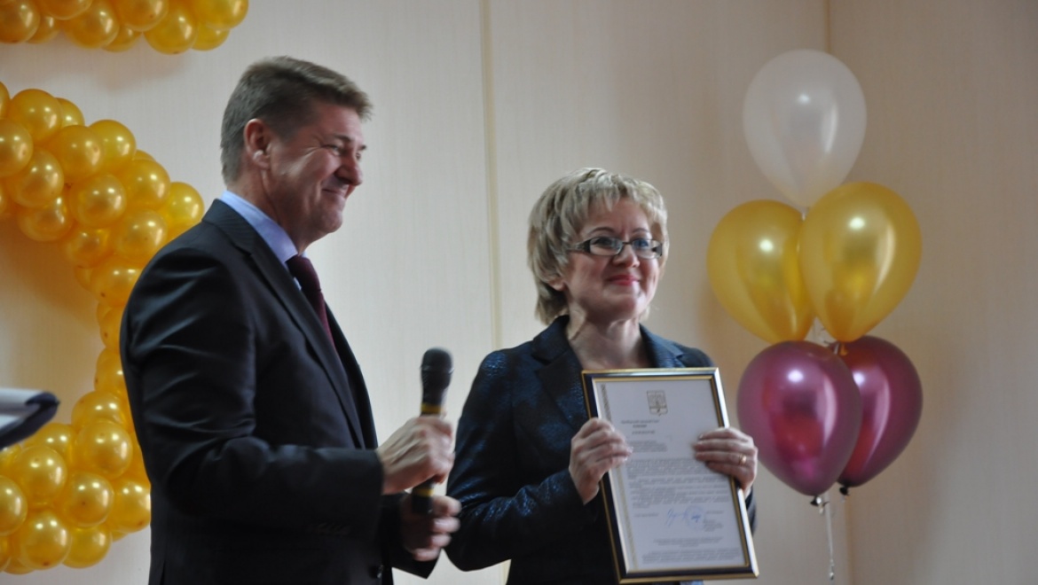 Школа №40 празднует 75-летний юбилей