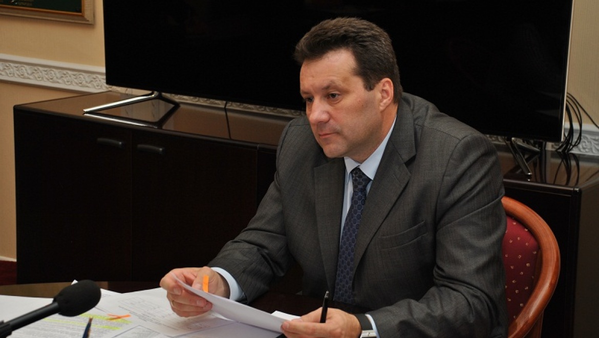 Рабочие комиссии в округах обследуют все люки в городе