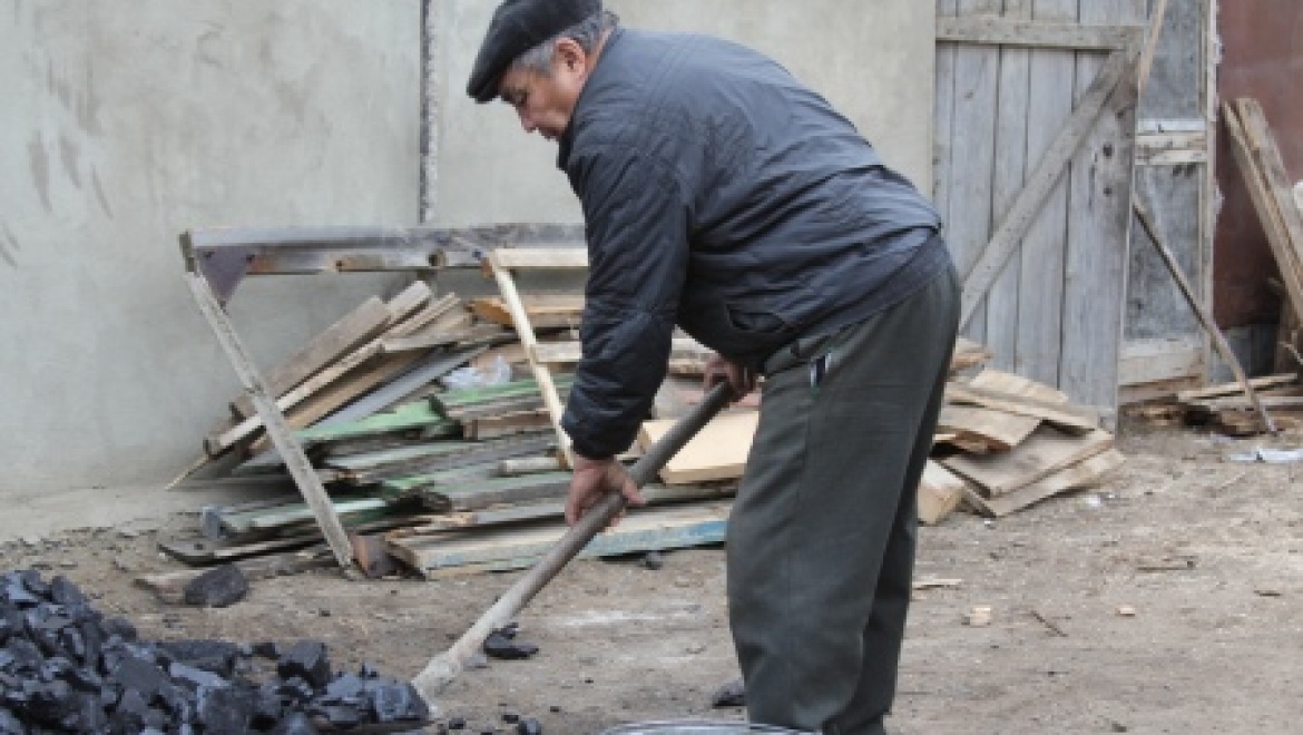На два года раньше запланированного в двух малых селах Акбулакского района появится газопровод