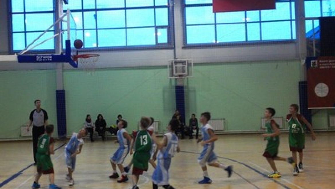 Команды Казани успешно выступили на домашнем турнире по баскетболу памяти В.Левченко