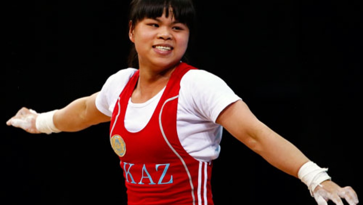 Зульфия Чиншанло завоевала «золото» Чемпионата мира по тяжелой атлетике