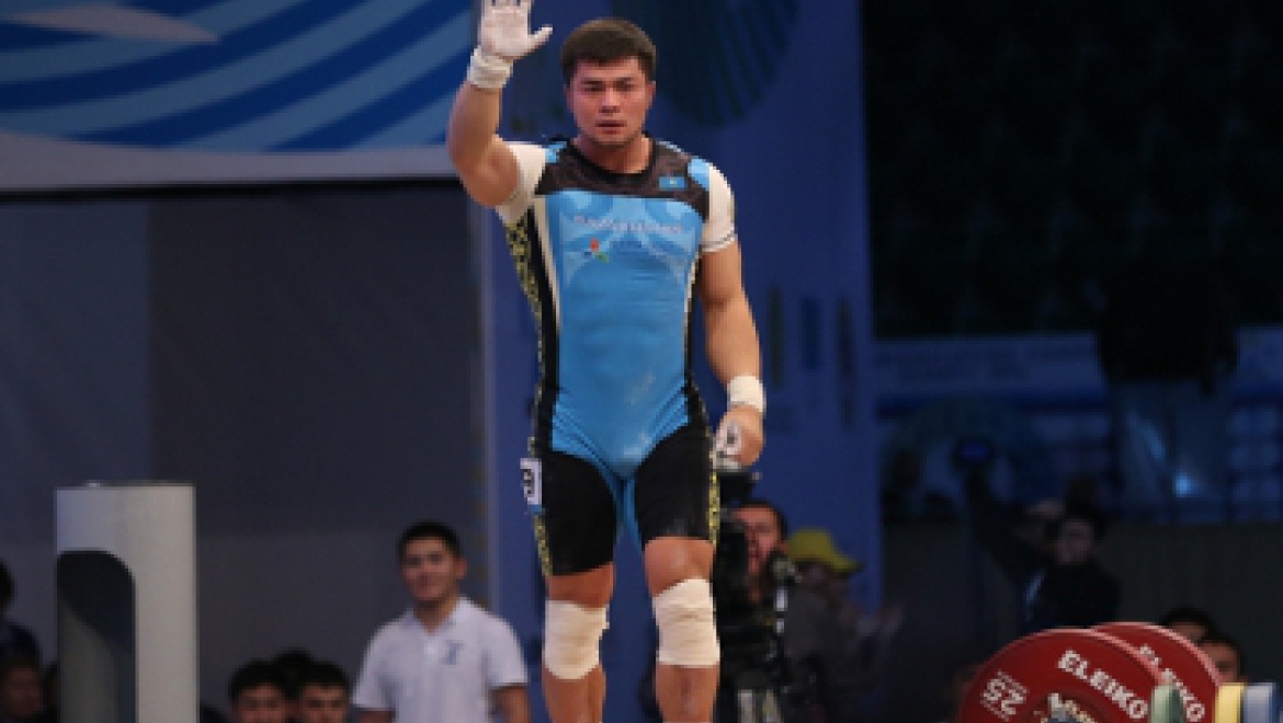 Новые достижения казахстанских спортсменов на Чемпионате мира по тяжелой атлетике