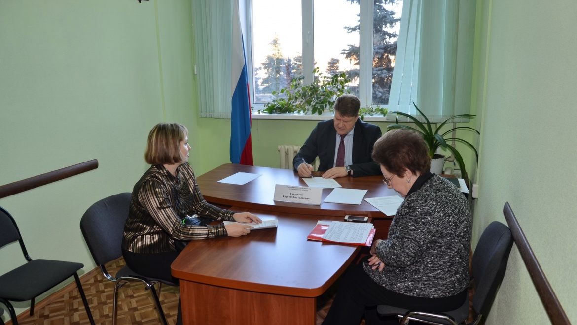 Обращения граждан – абсолютный приоритет в работе