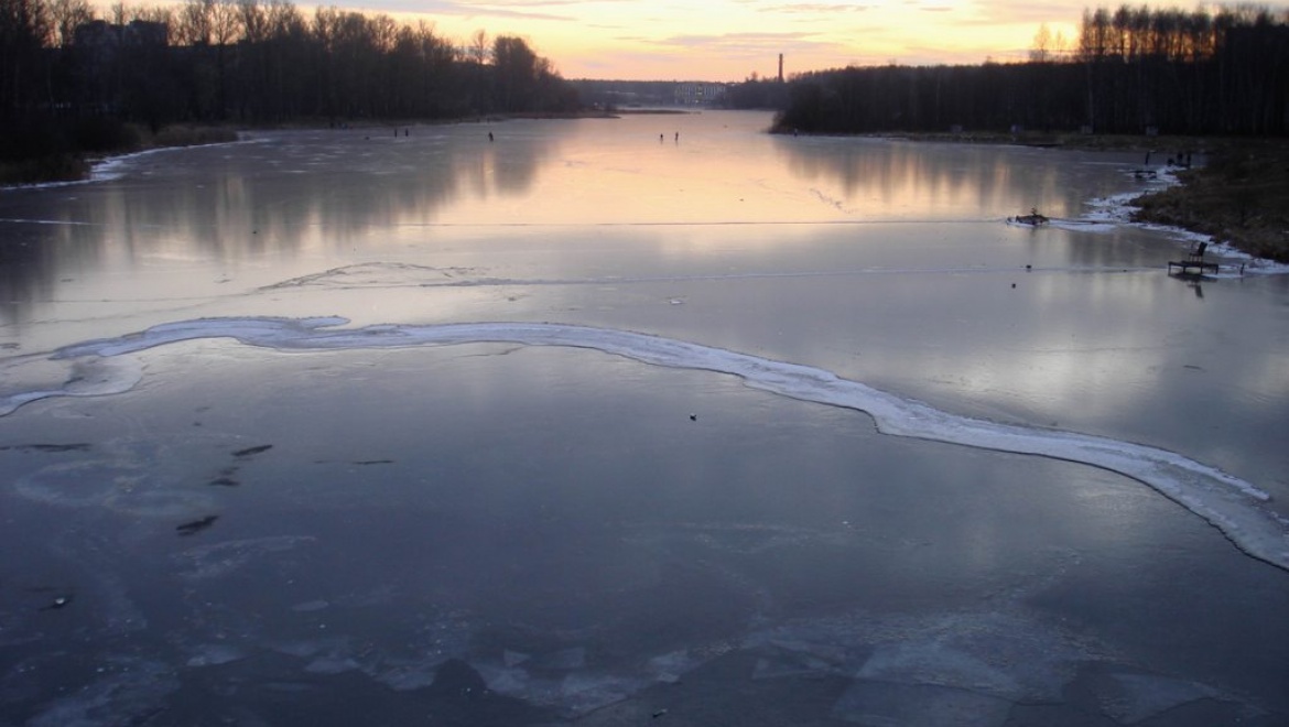 Средняя толщина льда на водоемах Казани составила 6 см