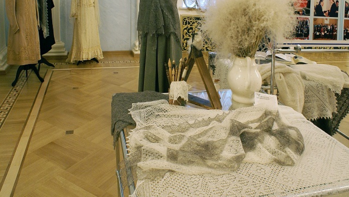 Оренбургские пуховые платки в Липецке