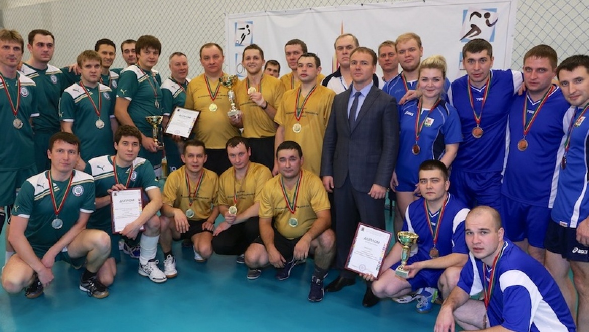 Определились победители Спартакиады по волейболу среди муниципальных служащих